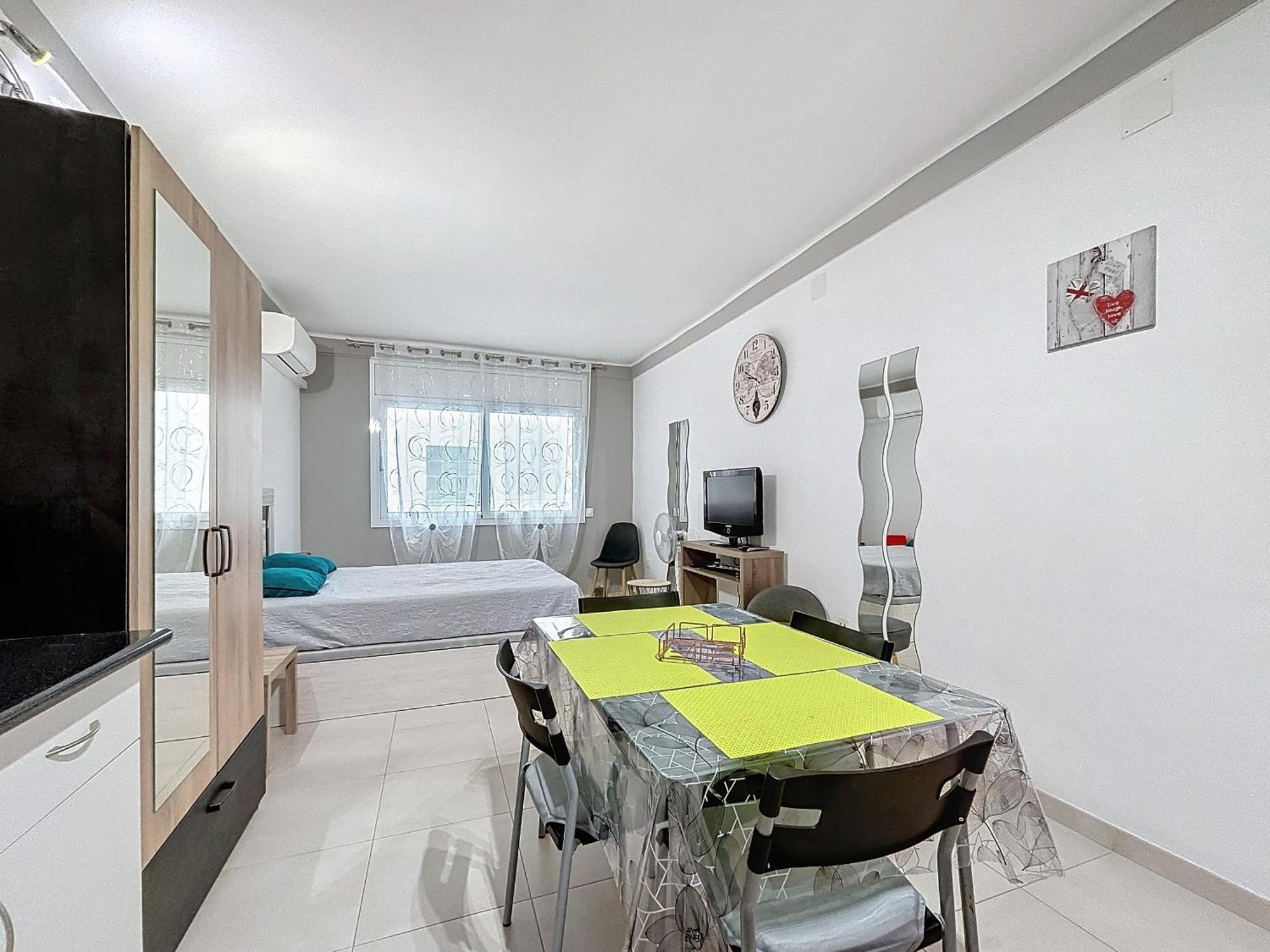 Pi Y Sunyer 8 4 - Estudio A 50 M De La Playa ロザス エクステリア 写真