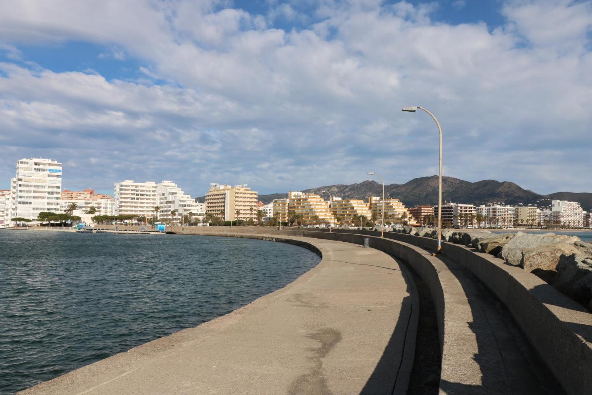 Pi Y Sunyer 8 4 - Estudio A 50 M De La Playa ロザス エクステリア 写真